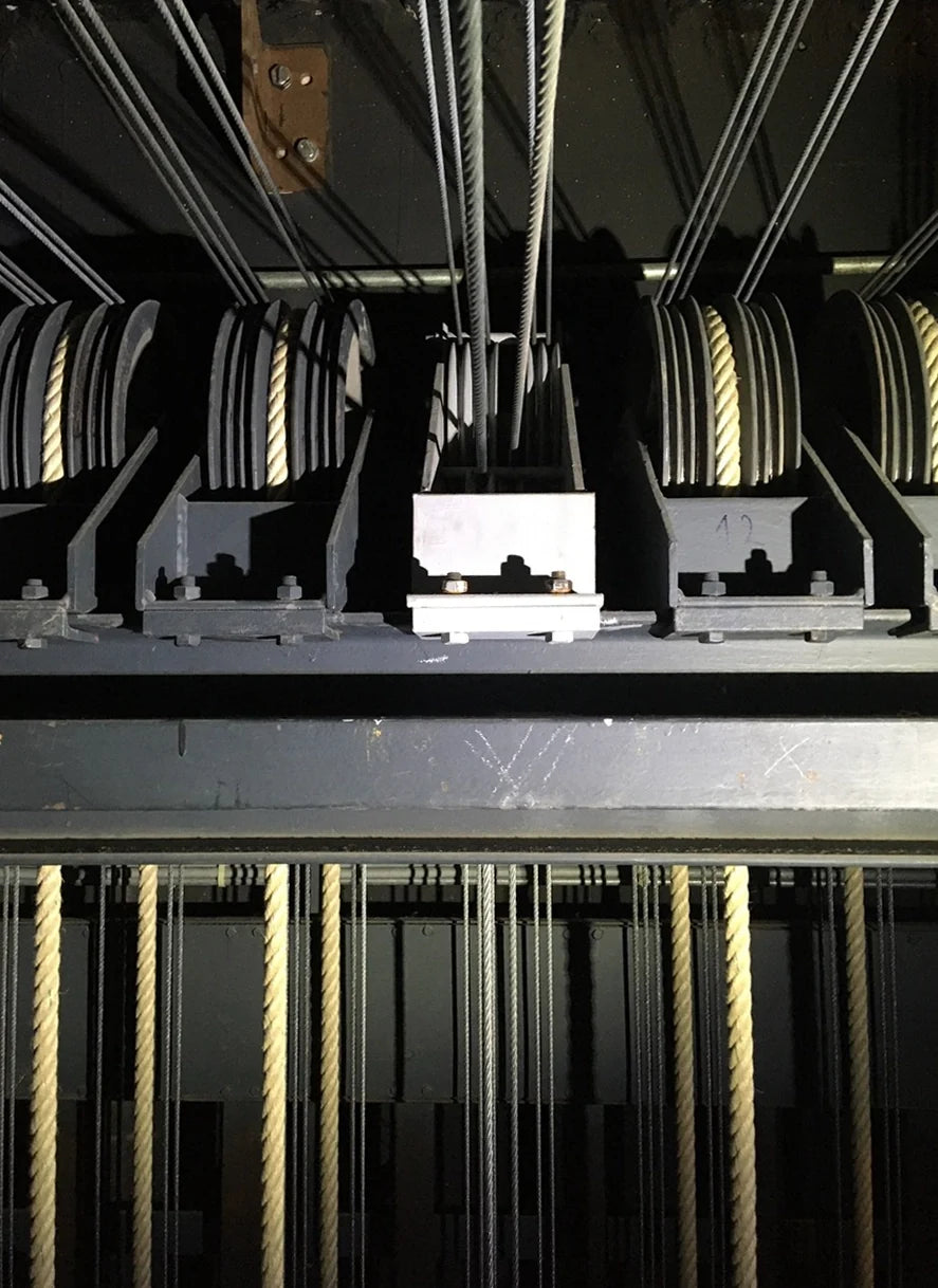 Kraftmessbolzen für die Theatertechnik